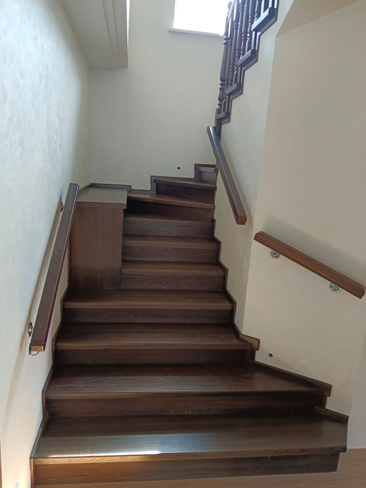 Стоимость изготовления лестницы на второй этаж